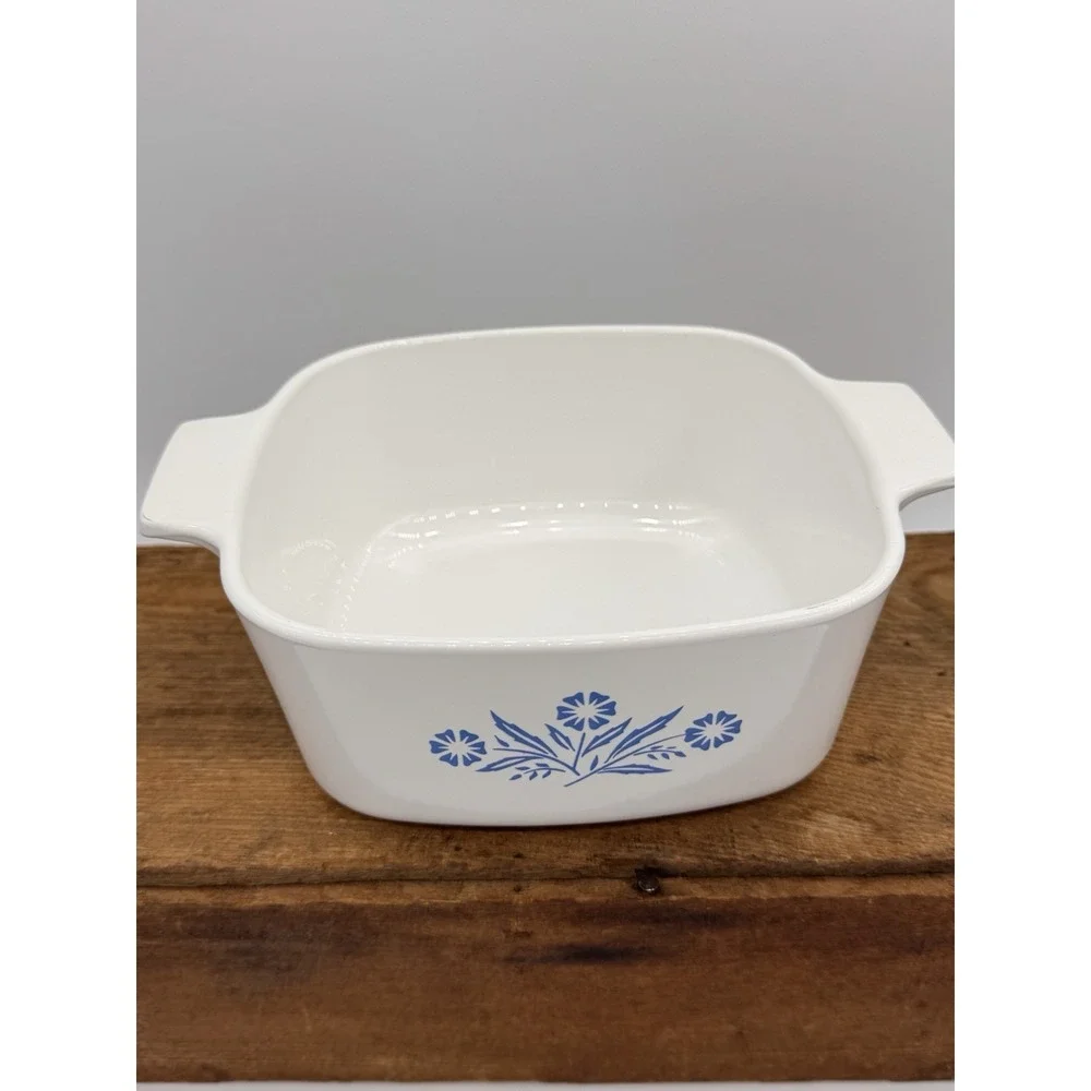 Corning Ware Blue Cornflower 1.5 Qt A-1 1/2-B Dish Vintage Bakeware